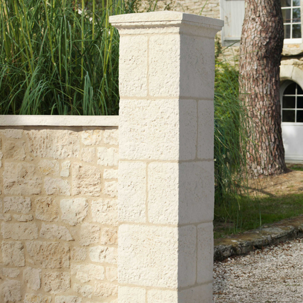 Chaperon de mur Renaissance en pierre reconstituée - 49,0 CM x 35,0 CM x 6,00 CM