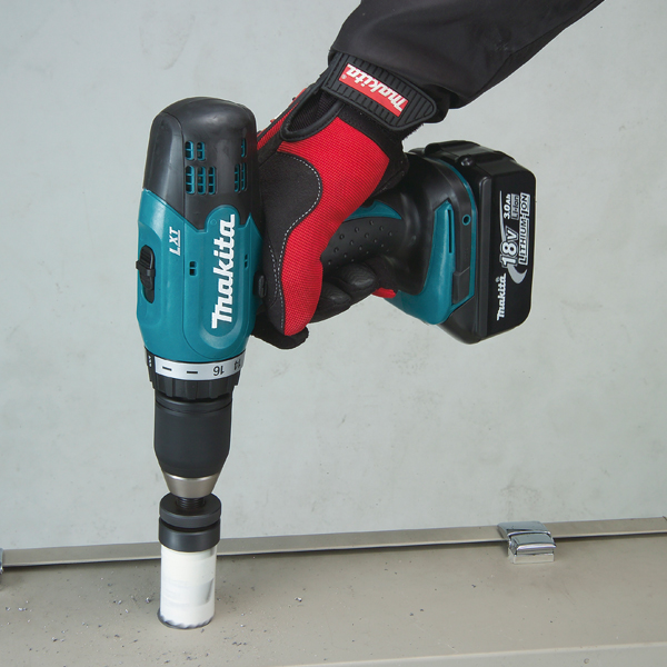 Perceuse Visseuse Makita DDF453SFE3 3 Batteries 18 V 3Ah Chargeur en Coffret