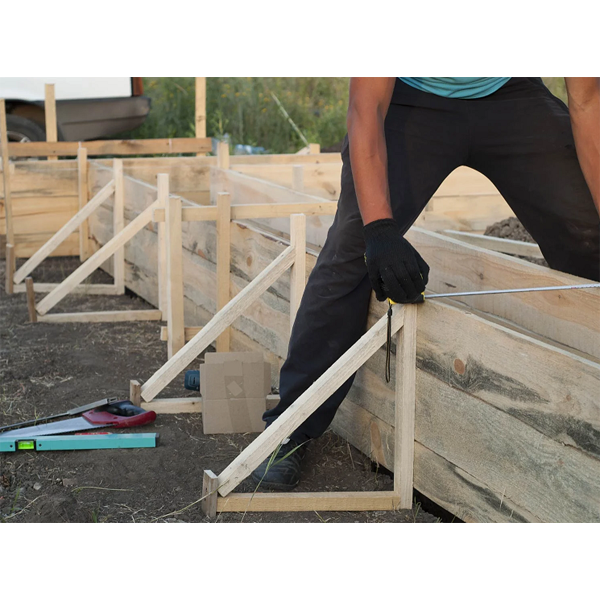 Planche de coffrage - bois de choix 4 - 225 MM x 75 MM - longueur 4 M