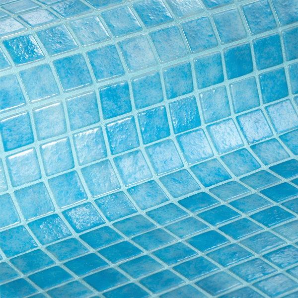 Mosaïque en émaux de verre grip Bleu clair - 2,5 x 2,5 cm - trame 31,2 x 49,5 cm