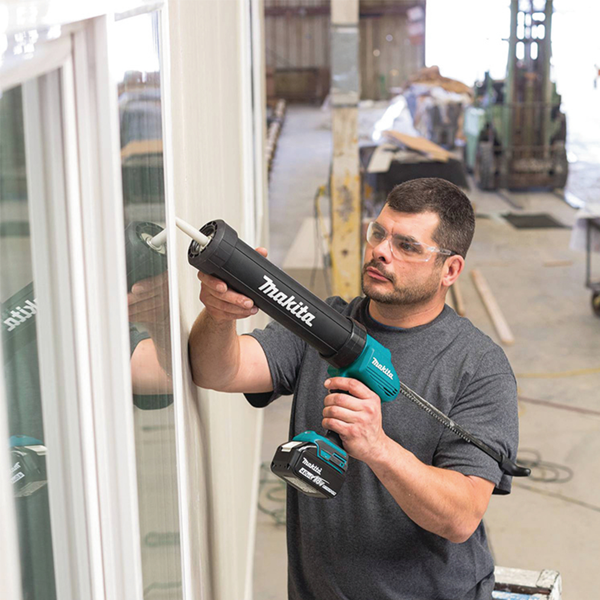 Pistolet à mastic Makita DCG180Z 18 V Li-Ion - 5000 N