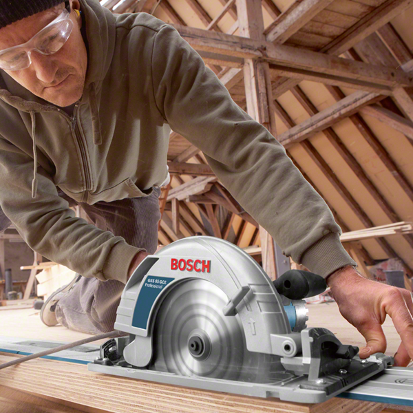 Scie circulaire filaire Bosch GKS85G Ø235 mm 2200W livré en L BOXX