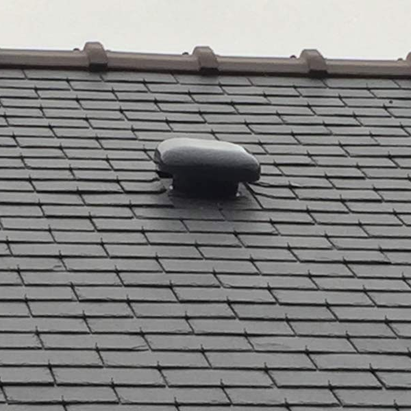 Chapeau de ventilation 80 à 125 mm MEP en PVC avec moustiquaire CVC125AN couleur ardoise